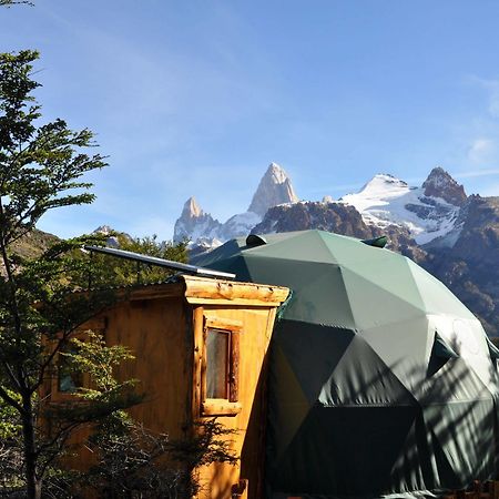 ホテル Patagonia Eco Domes エル・チャルテン エクステリア 写真