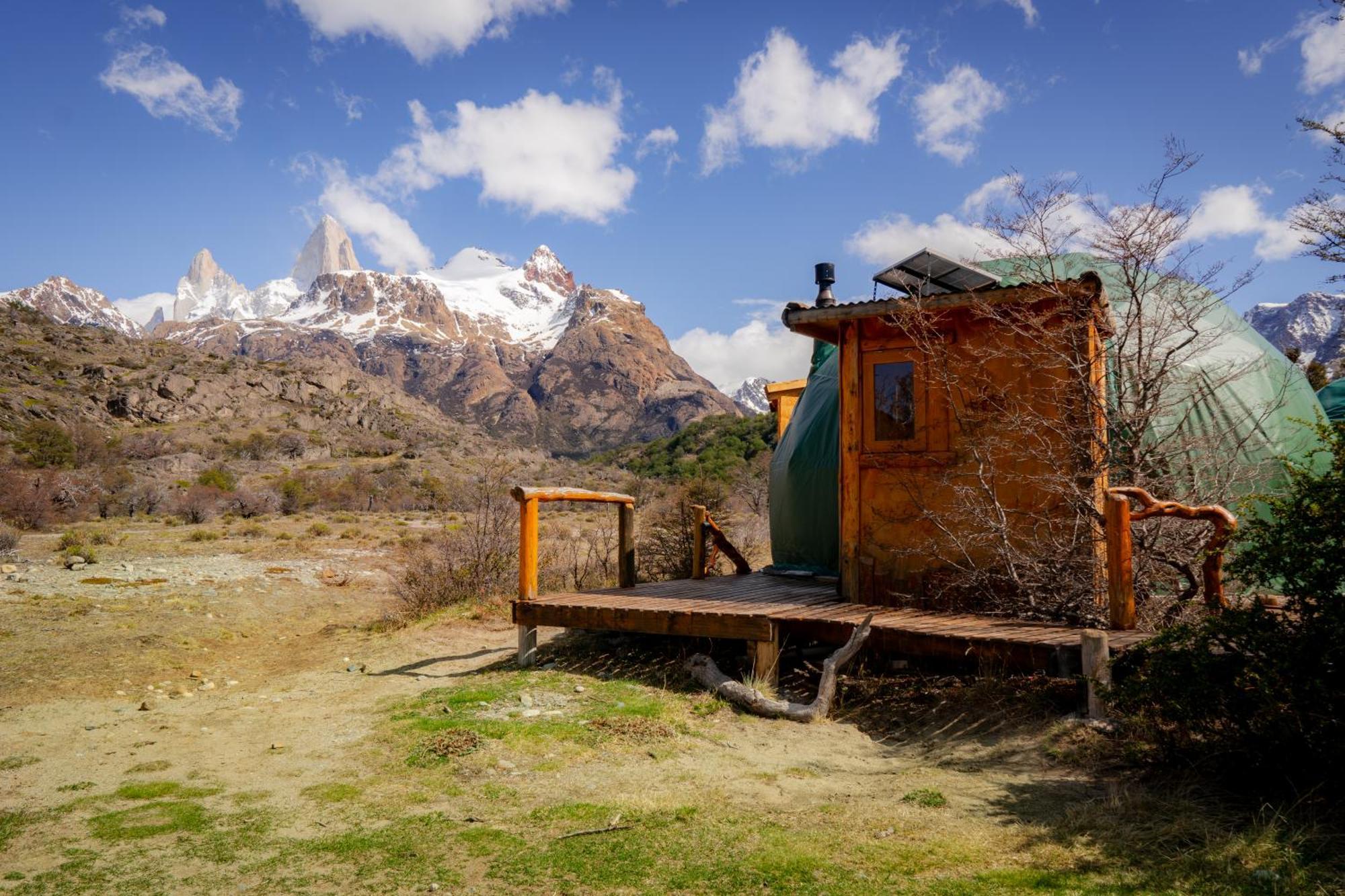 ホテル Patagonia Eco Domes エル・チャルテン エクステリア 写真