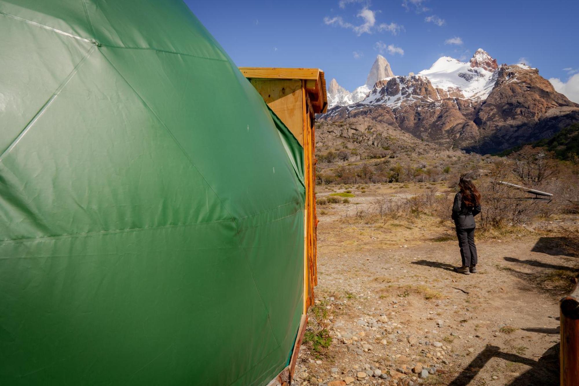 ホテル Patagonia Eco Domes エル・チャルテン エクステリア 写真